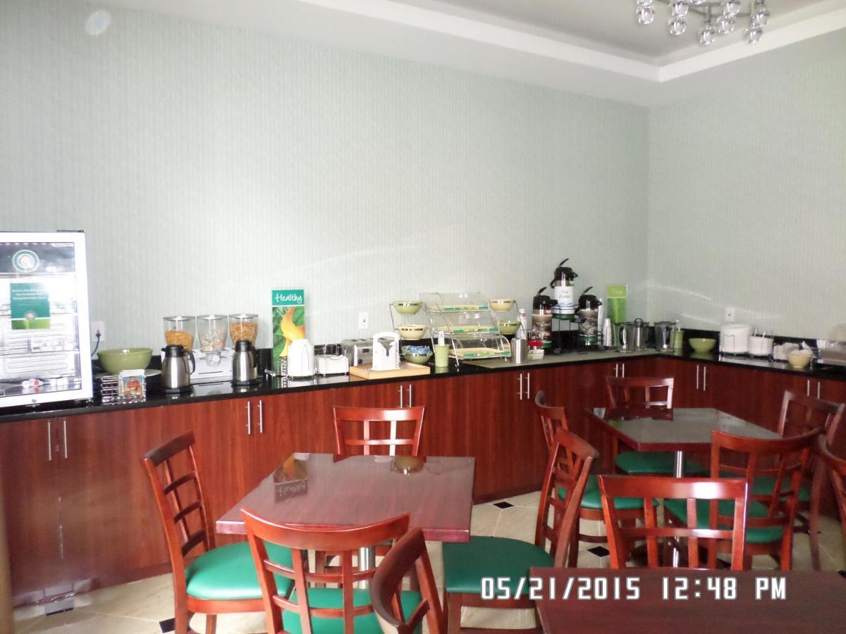 Pitkin Hotel Нью-Йорк Екстер'єр фото