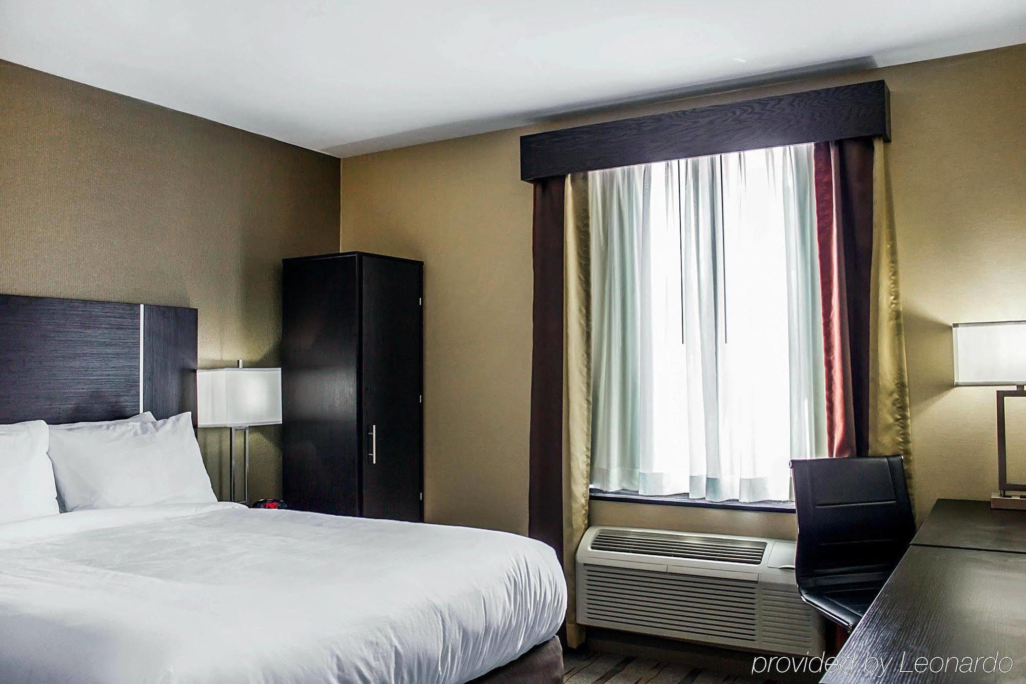 Pitkin Hotel Нью-Йорк Екстер'єр фото